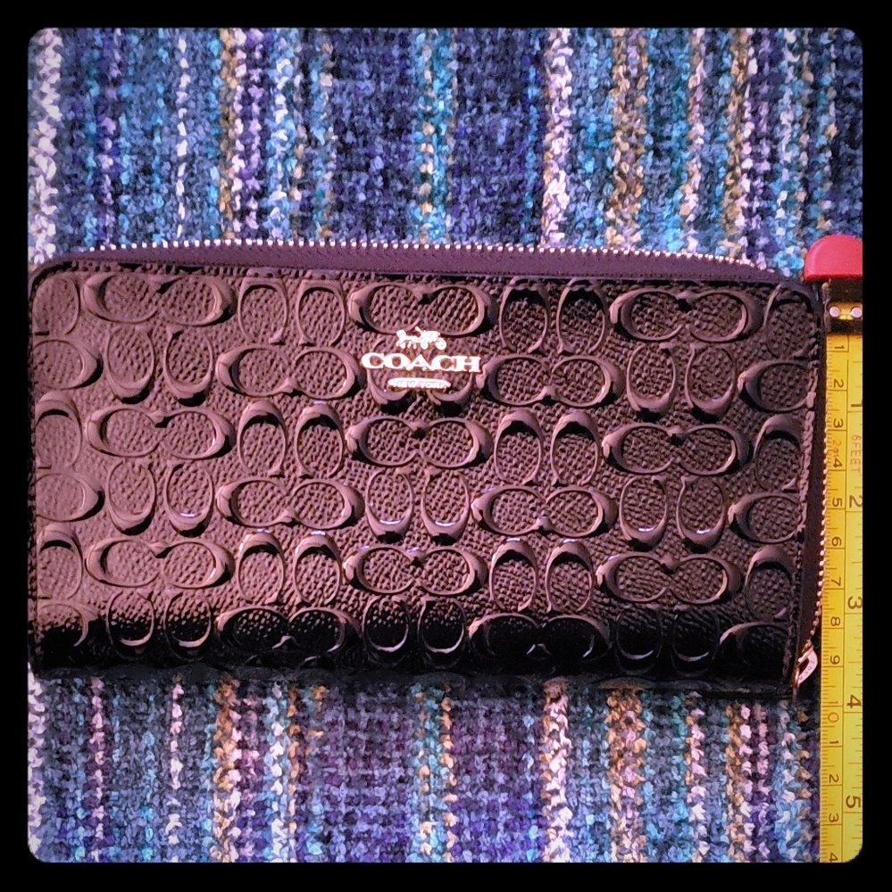 NWOT Authentic Coach Wallet
